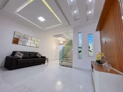 🏖️✨ SOBRADO MARAVILHOSO PRÓXIMO À PRAIA • 2 SUÍTES • 2 VAGAS • R$ 750 MIL ✨🏡