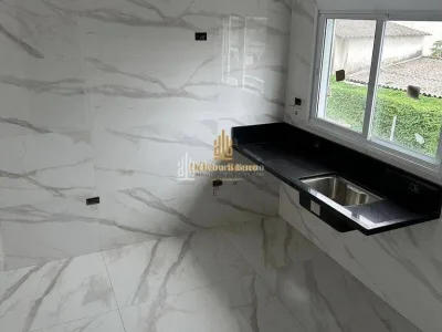 🏡 Tríplex Novo na Guilhermina – Pronto para Morar! 2 Dorm, 4 WC ✨APENAS 480MIL