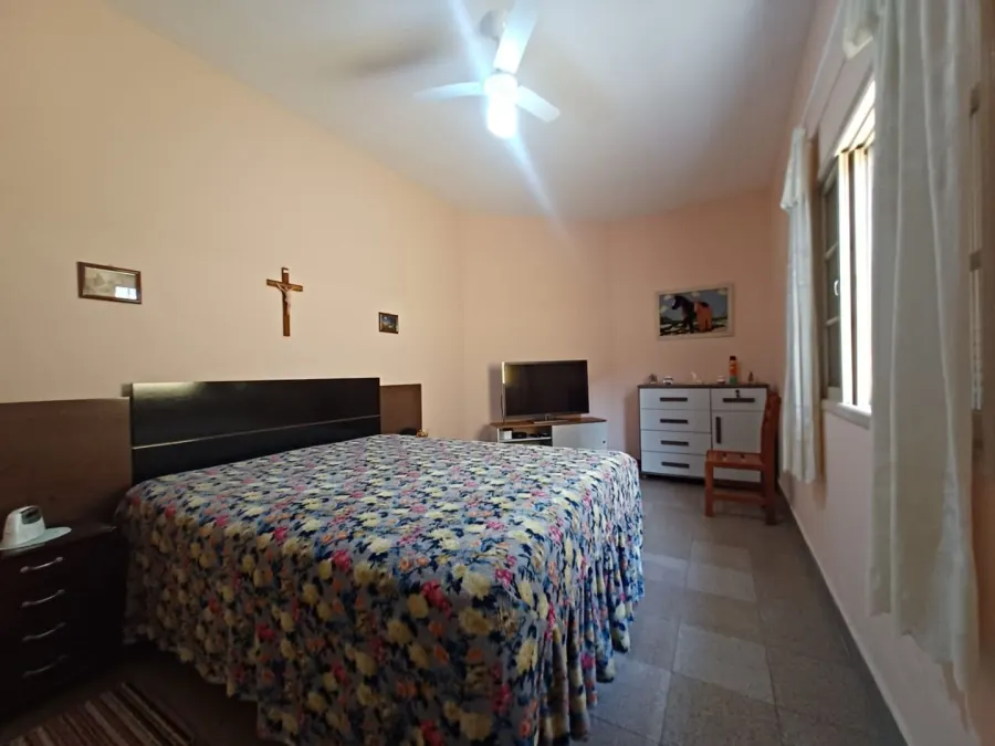 Casa 3 quartos no Tupi — foto 20
