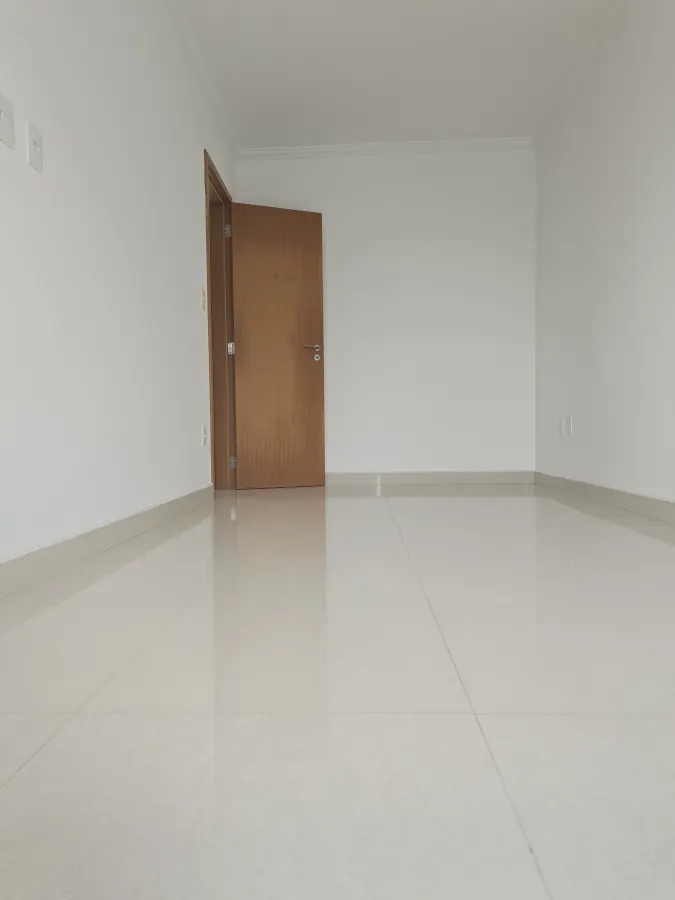 Apartamento 2 dorm. no Guilhermina, pronto para morar — foto 4