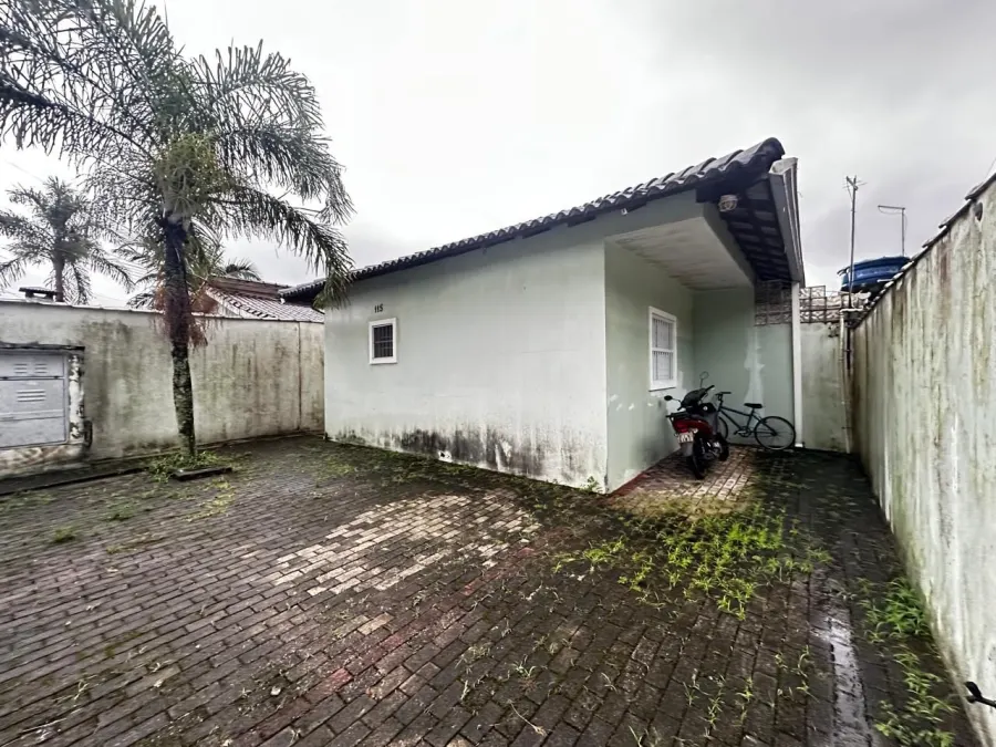 Casas — Rua Berilo, 115 — unidade Casa 1