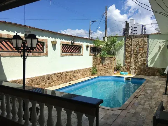 Casa 4 dorm. no Vila Caiçara, pronto para morar