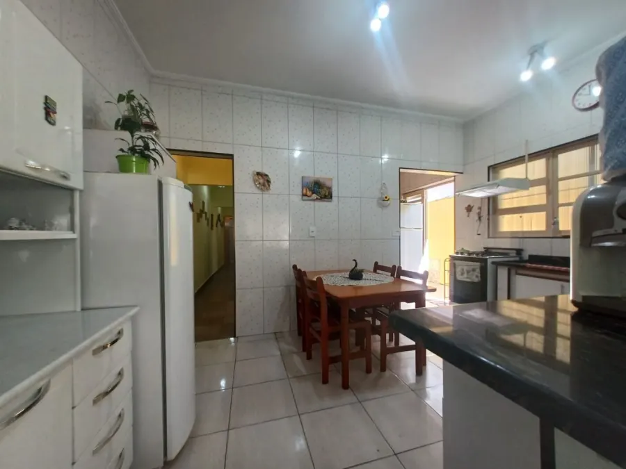 Casa 3 quartos no Tupi — foto 13