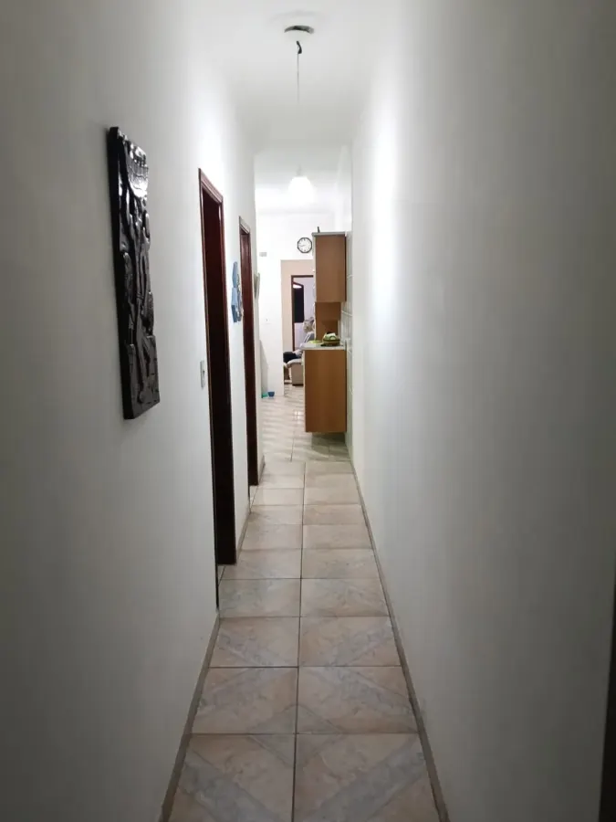 Casa 3 dorm. no Guilhermina, pronto para morar