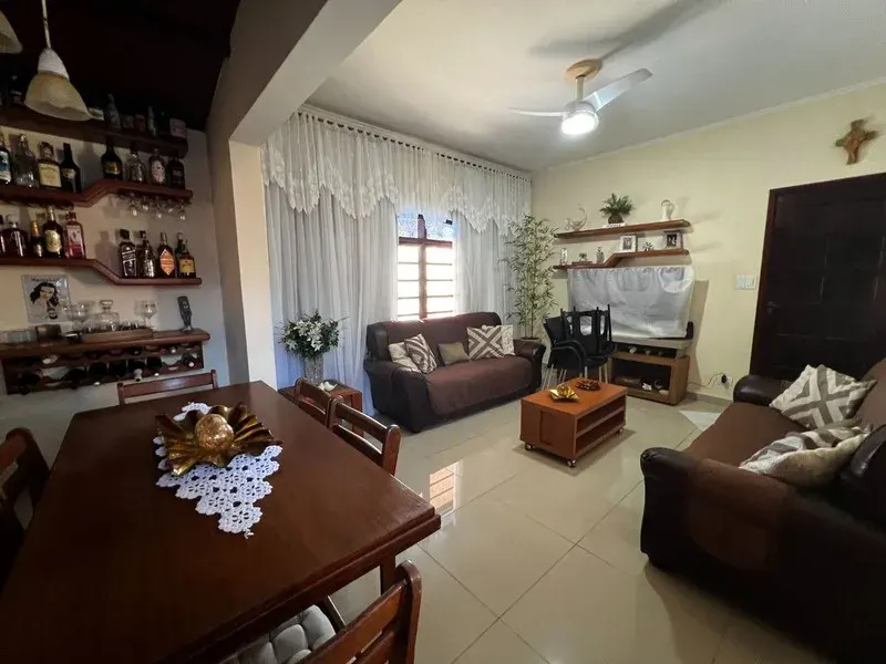 Casa 2 quartos no Imperador — foto 1