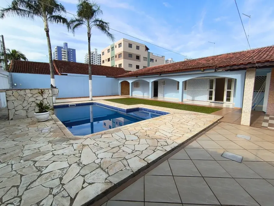 Casa 2 dorm. no Vila Caiçara, pronto para morar