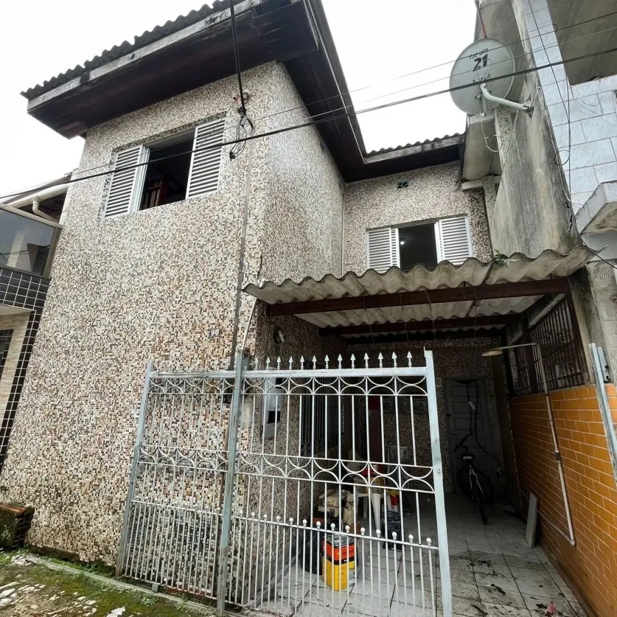 Casa 2 dorm. no Vila Tupi, pronto para morar