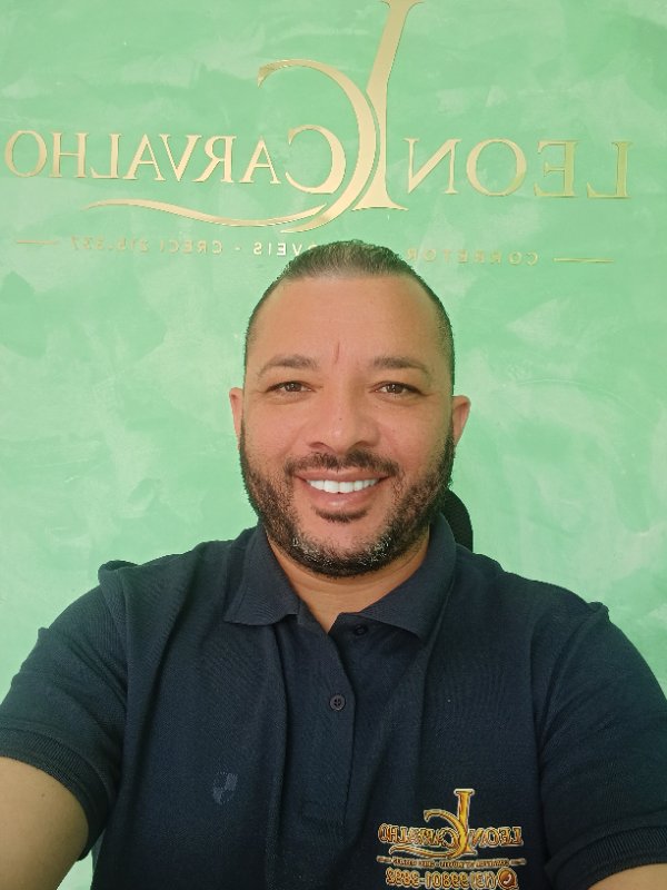 Leon Costa dos Santos Carvalho