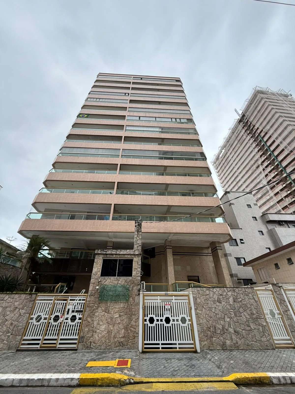 Tony Tupi apartamento suíte 73m² — foto 2