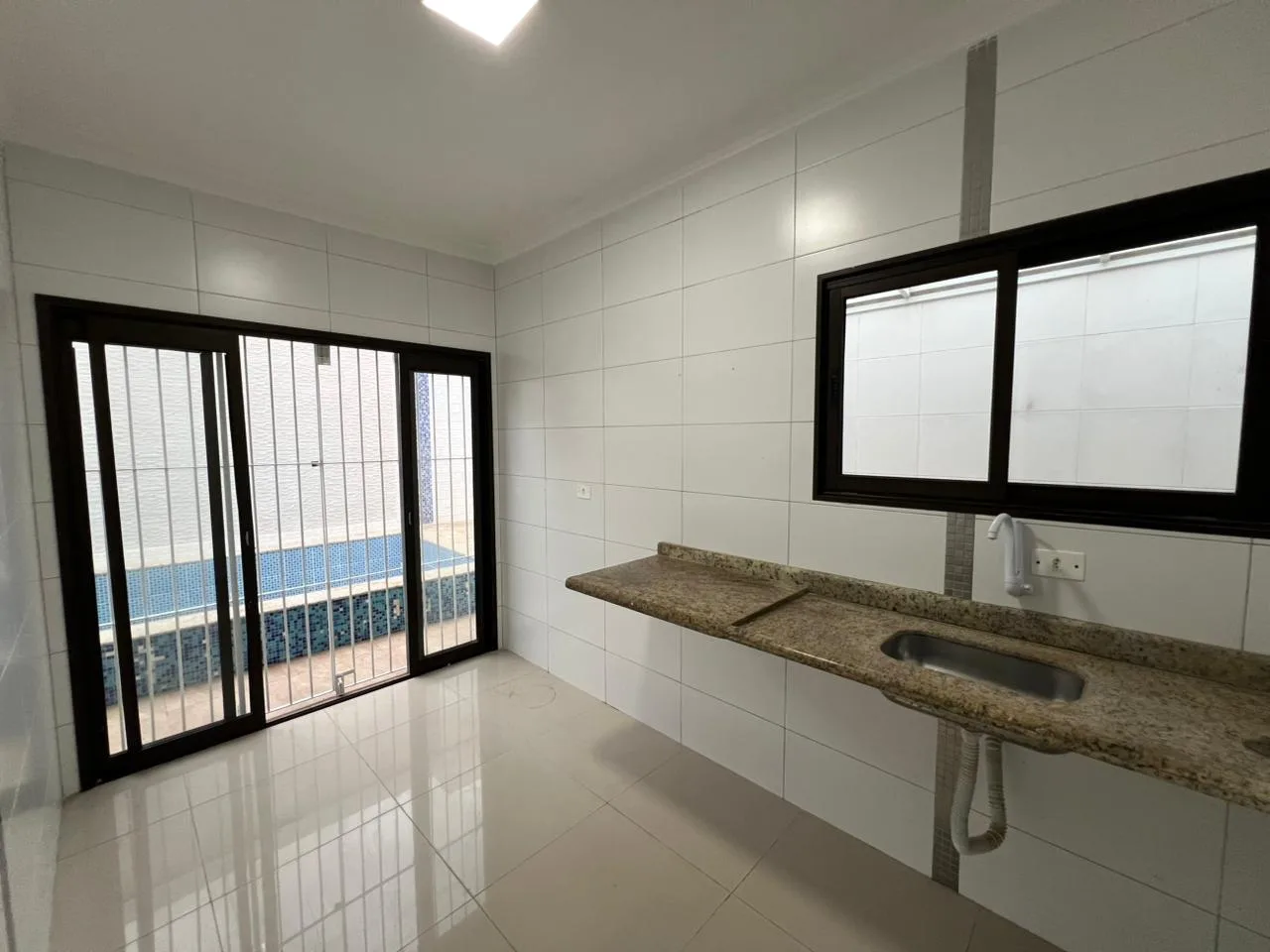 Bom Lugar REF 12487 - Casa Piscina Vila Tupi