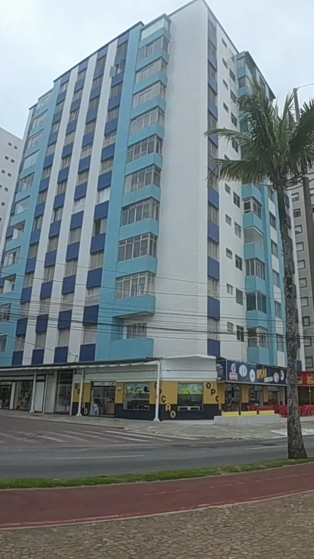 Apartamento Frente Mar Guilhermina - R$ 299 mil