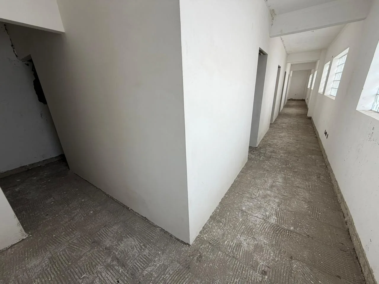 Cód. 1934 — Prédio Comercial Boqueirão — foto 3