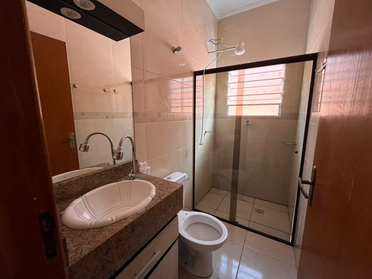 Casa — Av. Hugo de Carvalho Ramos, 343 — foto 5