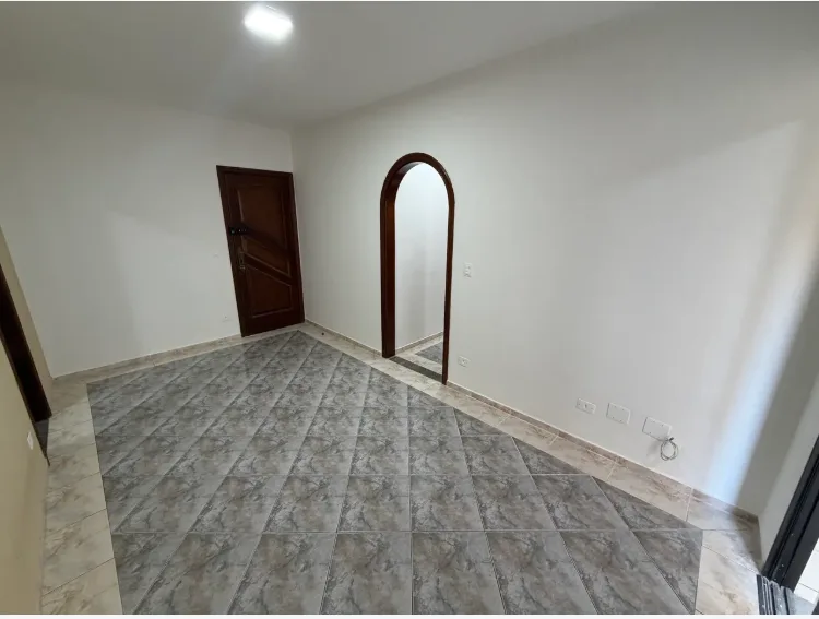 Junior Chede - Apartamento reformado 50m Guilhermina — foto 13